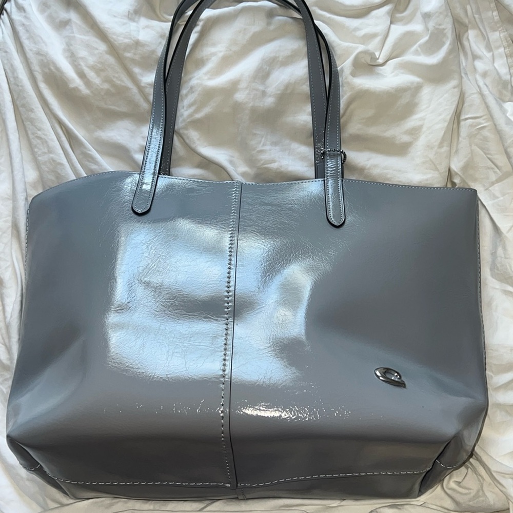 Coach North Tote 32